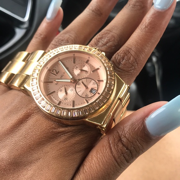 Michael Kors Women’s Watch - Picture 6 of 6